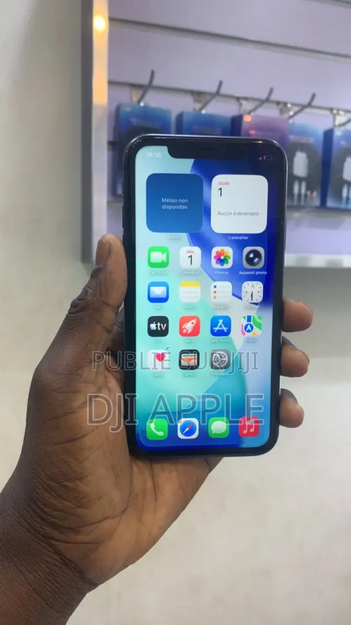Nouveau Apple iPhone 11 128 GB Noir
