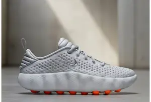 Nike Mind 02 – Sneakers Futuristes – Confort Style