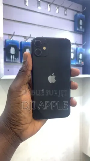 Apple iPhone 11 64 GB Noir
