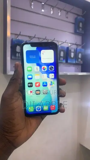 Apple iPhone 11 64 GB Noir