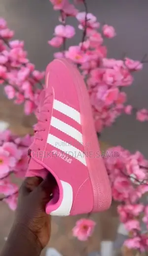 Chaussures Pour Homme Et Femme