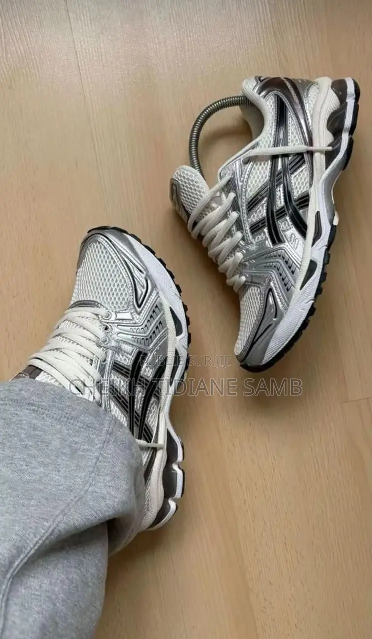 Chaussures Pour Homme Et Femme