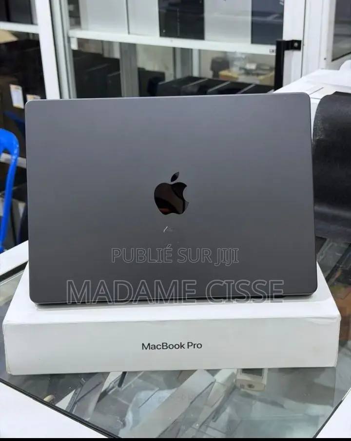 Nouveau Apple MacBook Pro 2024 M4 Pro 16-inch 24GB Apple M4 SSD 512GB