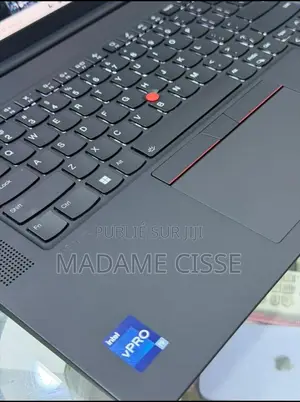 Nouveau Lenovo Thinkpad X1 Yoga 16GB Intel Core i7 SSD 512GB