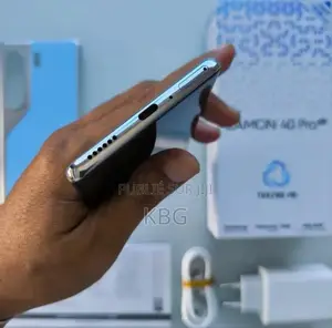 Nouveau Tecno Camon 40 Pro 5G 256 GB Bleu
