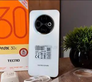 Nouveau Tecno Spark 30C 128 GB Blanc