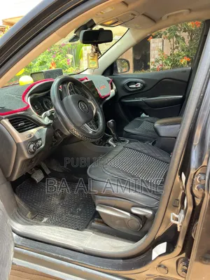 Jeep Cherokee 2016 Noir