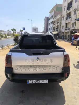 Renault 10 2019 Gris