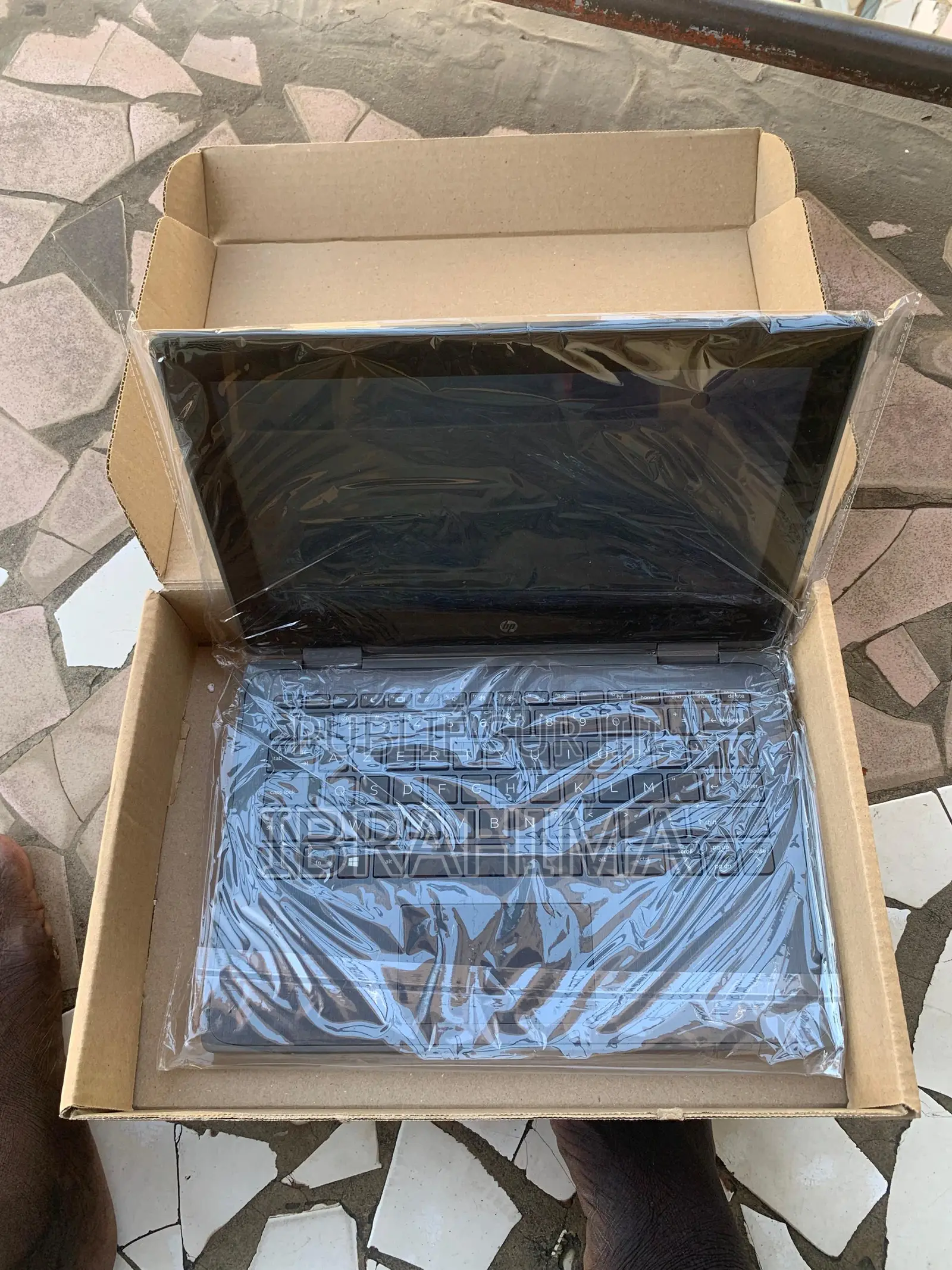 Nouveau Ordinateur portable HP x360 310 G2 8GB Autre SSD 128GB