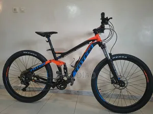 Autre 2022 Orange