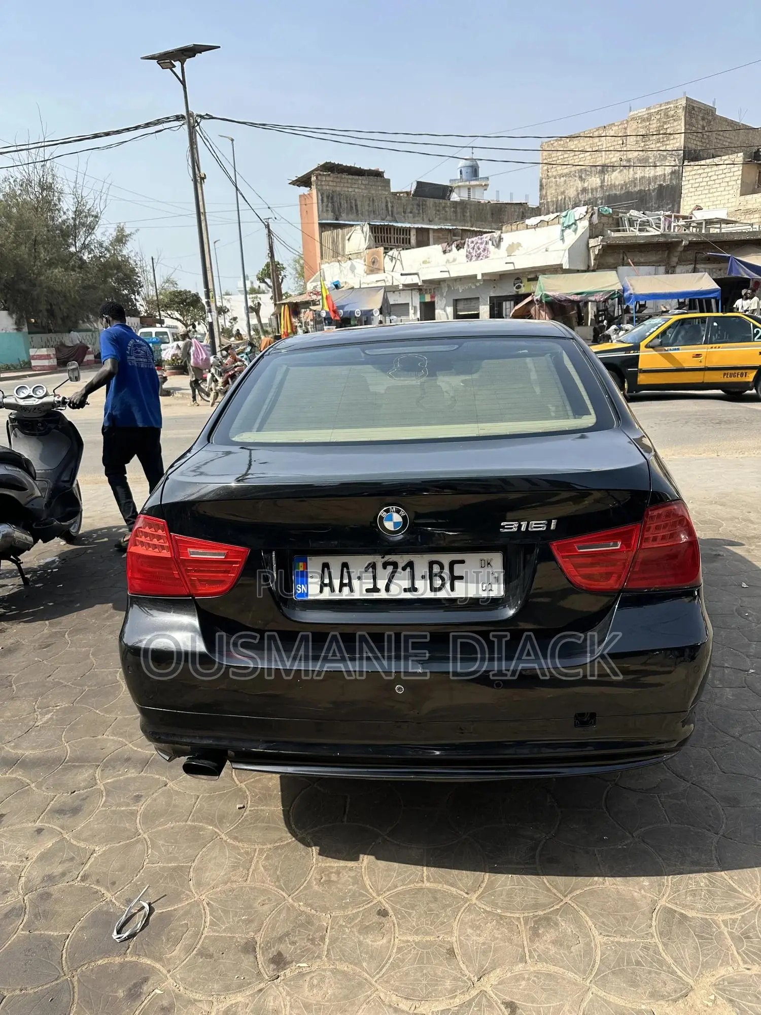 BMW 316i 2011 Noir
