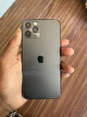 Apple iPhone 11 256 GB Noir