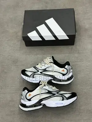 Chaussures Adidas
