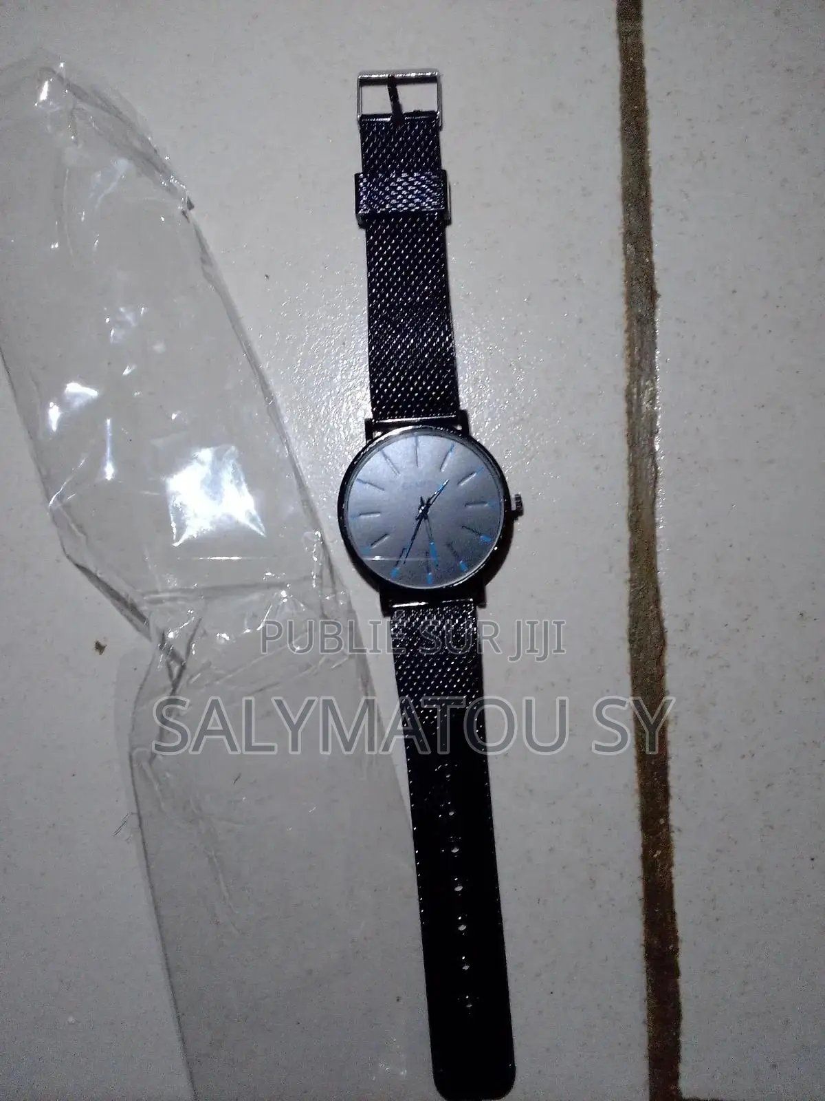 Montre Lux
