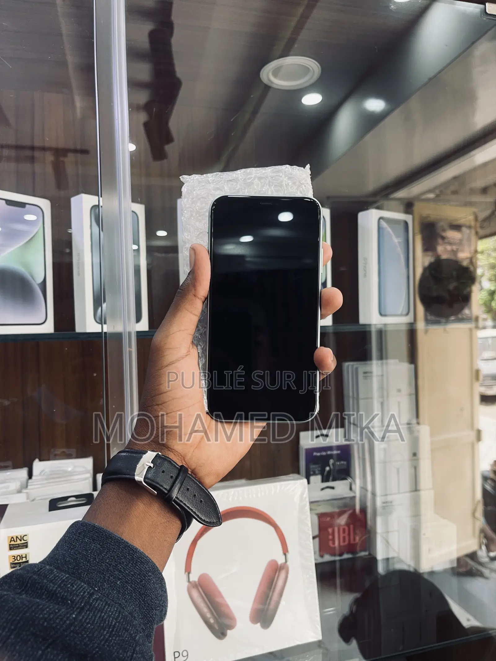 Nouveau Apple iPhone 11 64 GB Vert