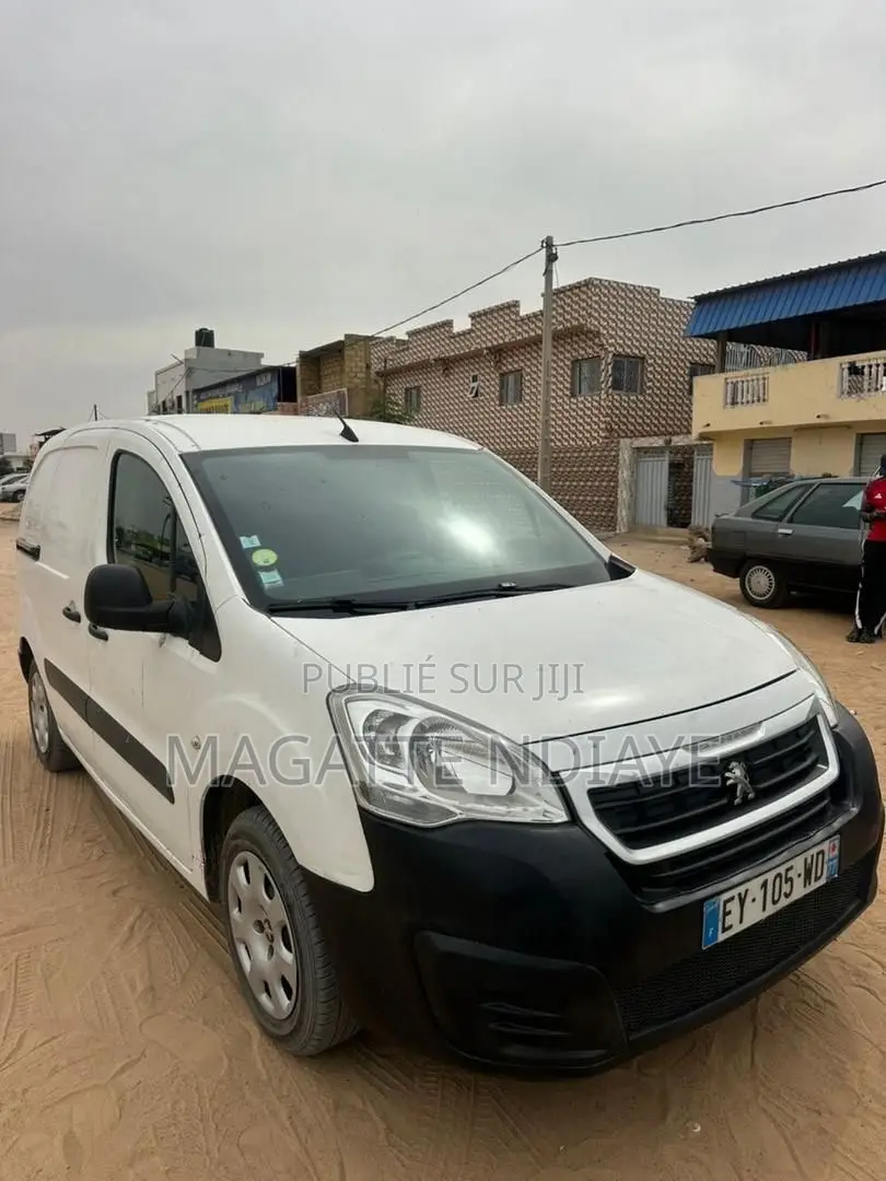 Peugeot Partenaire 2018 Blanc