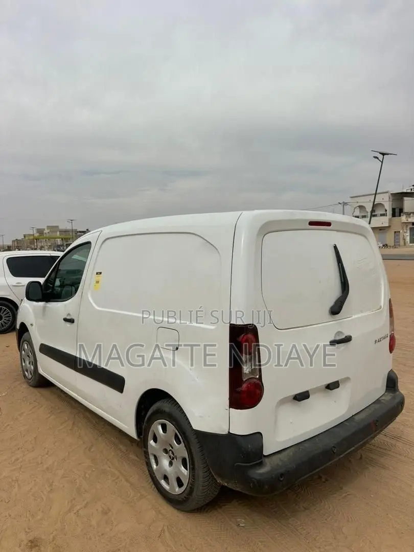 Peugeot Partenaire 2018 Blanc