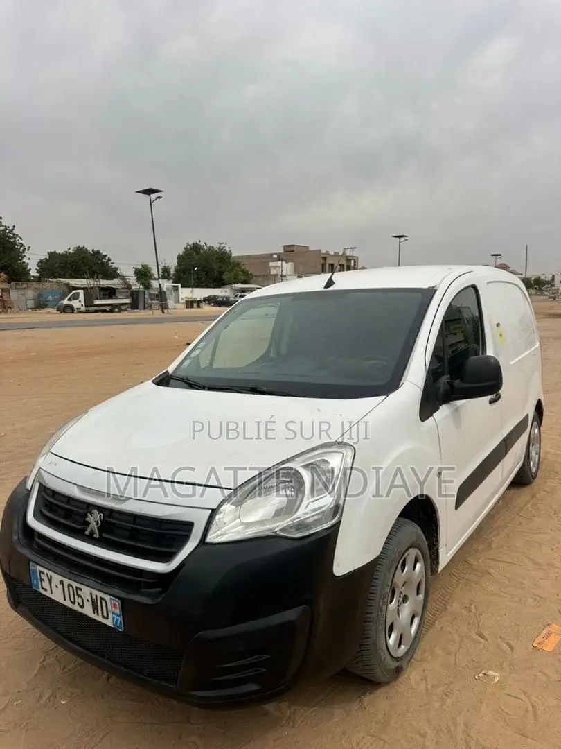 Peugeot Partenaire 2018 Blanc