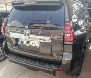 Toyota Land Cruiser Prado 2018 Autre