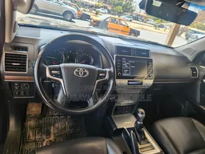 Toyota Land Cruiser Prado 2018 Autre