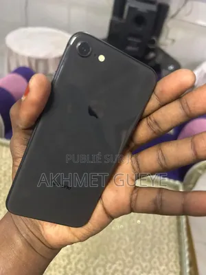 Apple iPhone 8 64 GB Noir