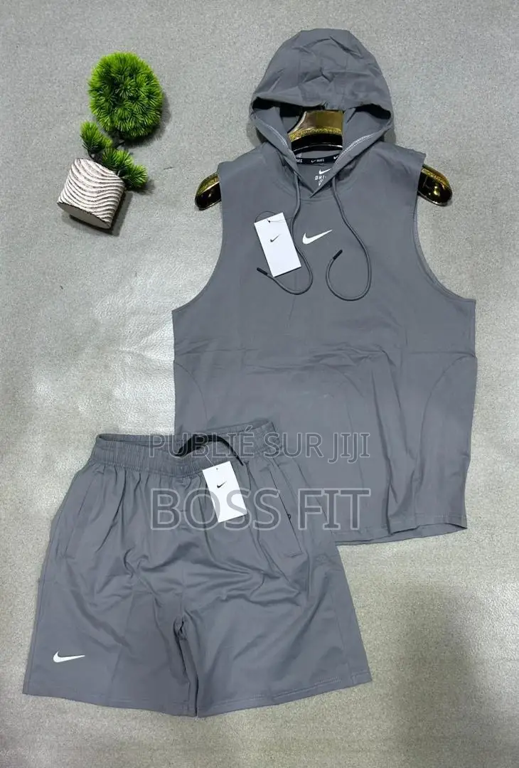 Ensemble De Sport