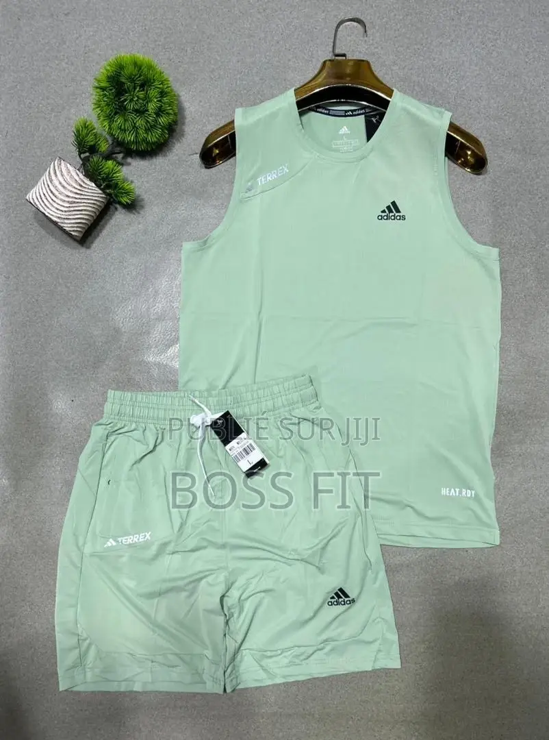 Ensemble De Sport