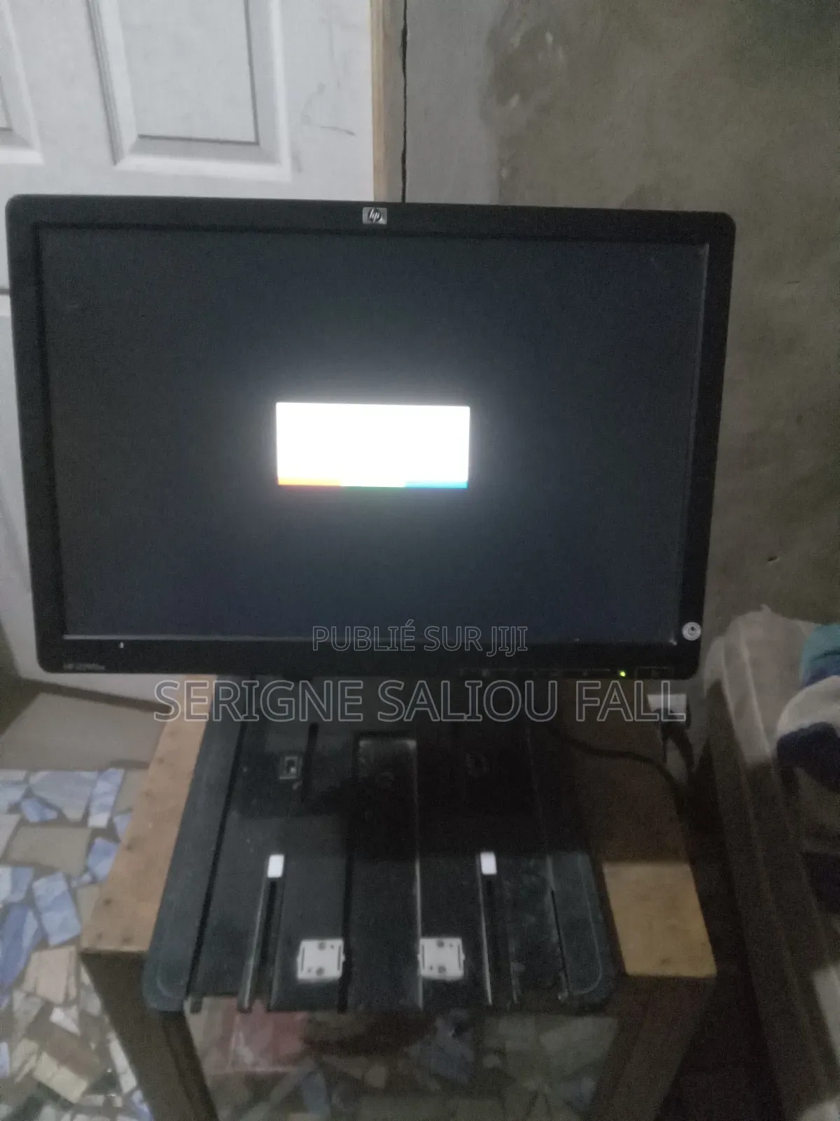 Pack Écran Hp 19" Pro + Support Ergonomique + Câbles (Complet)