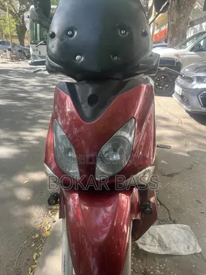 Yamaha Majesty 2009 Rouge