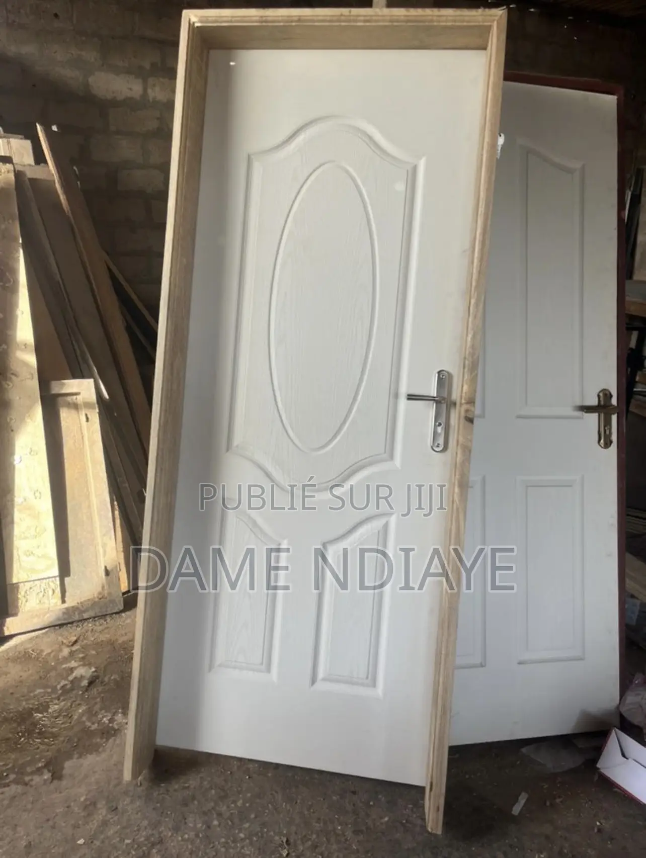 Porte Importée Avec Cadre