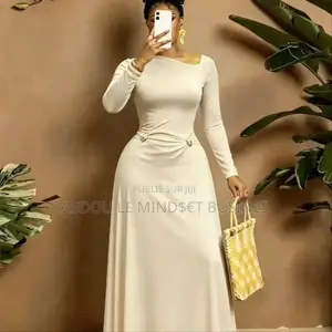 Robe Longue Manches