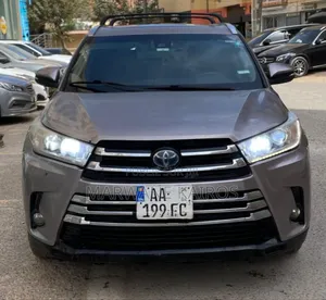 Toyota Highlander Hybrid 2016 Gris