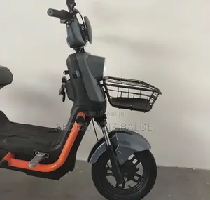 Nouveau Autre 2025 Gris
