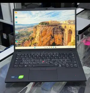 Nouveau Lenovo ThinkPad T14 16GB Intel Core Ultra 5 SSD 512GB