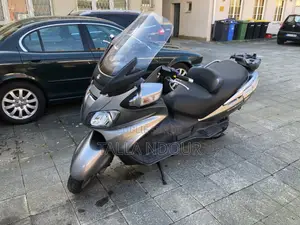 Suzuki Burgman 2015 Gris
