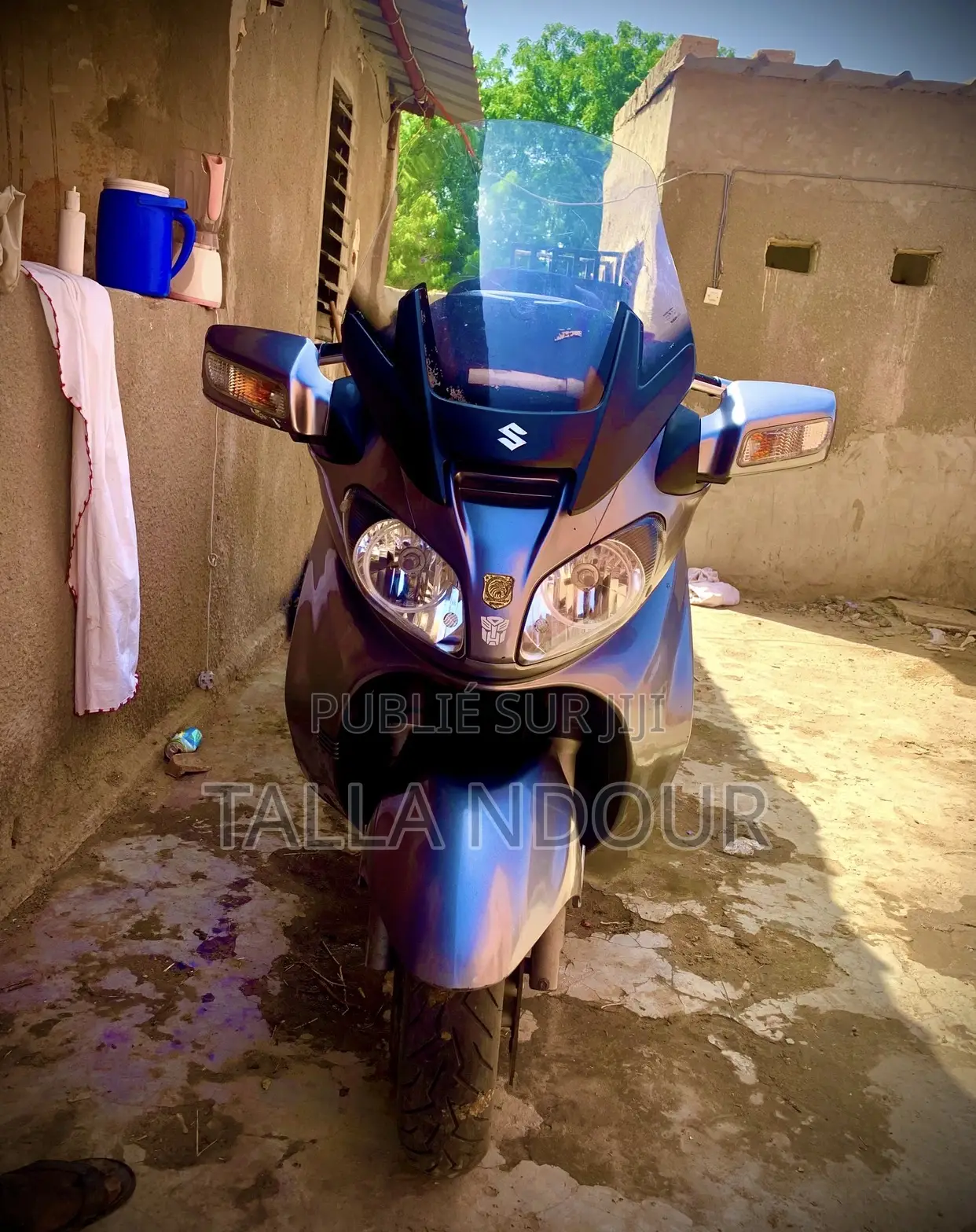 Suzuki Burgman 2015 Gris