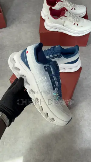 Cloudtilt Men’S Trainer