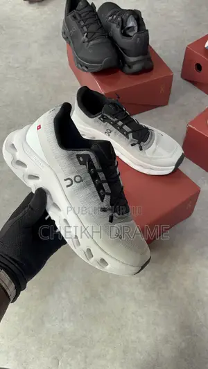 Cloudtilt Men’S Trainer