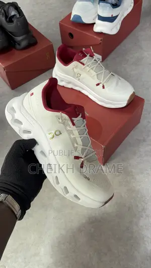 Cloudtilt Men’S Trainer