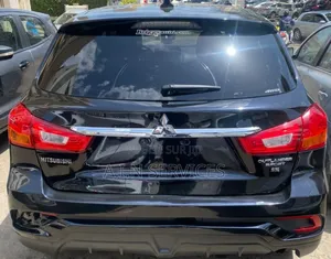 Mitsubishi RVR 2018 Noir