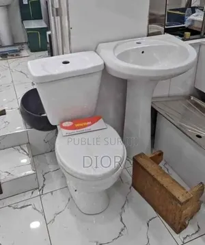 Chaise Anglais Et Lavabo