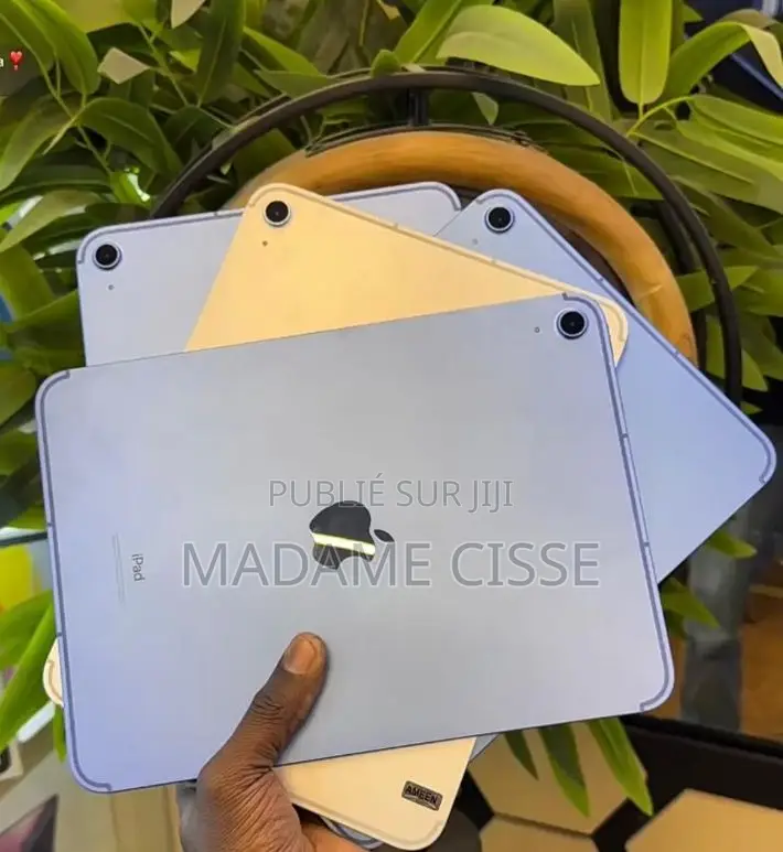 Nouveau Apple iPad 4 Wi-Fi + Cellular 64 GB Blanc