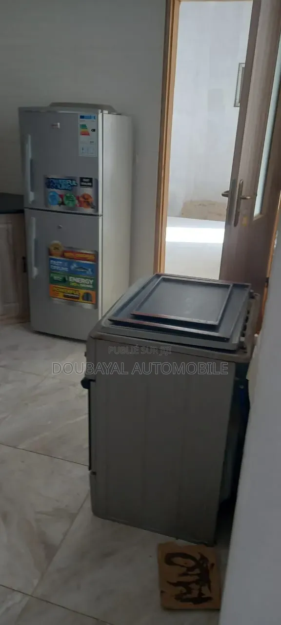 Meublé 3chbre Villa dans Somone, Thiès Sud à Vendre