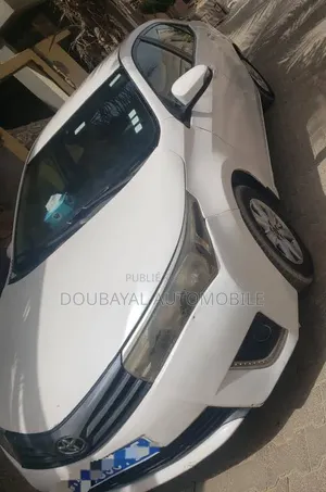 Toyota Corolla 2015 Blanc
