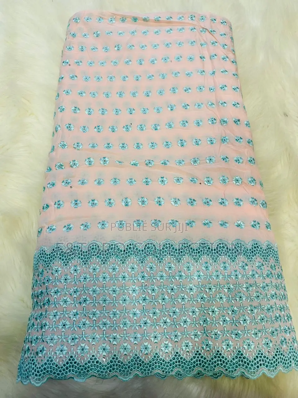 Voile Brodé