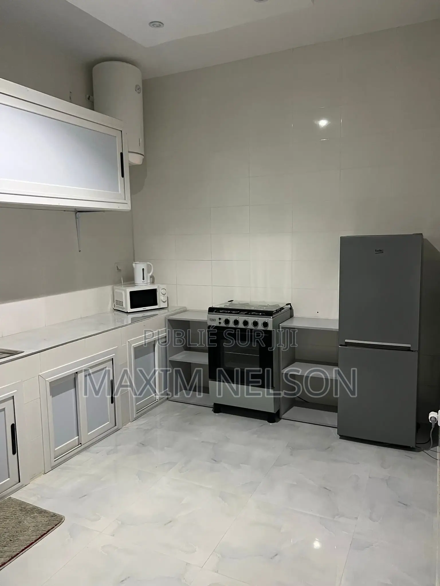 7chbre Villa dans Ngor à Louer