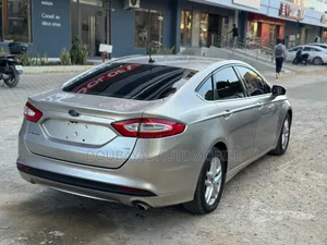 Ford Fusion 2016 Autre