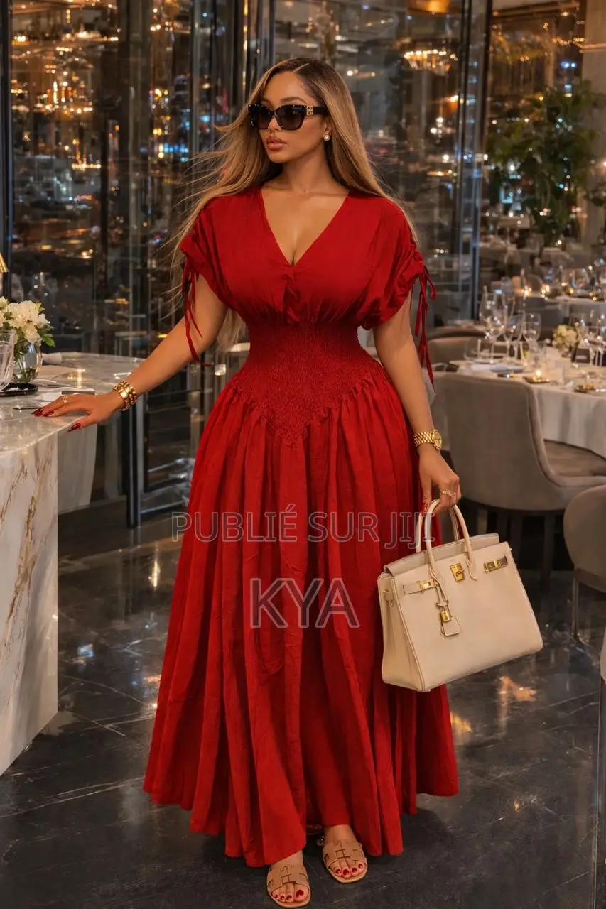 Besoin De Vêtements Chic Classe Et Superbe Stylé Contacter Moi
