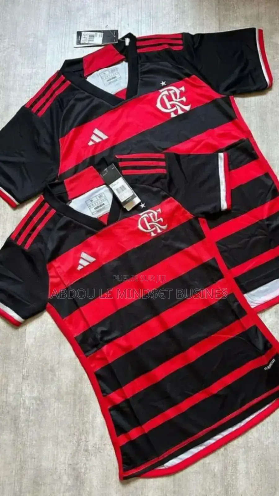 Maillots Flamingo Disponible