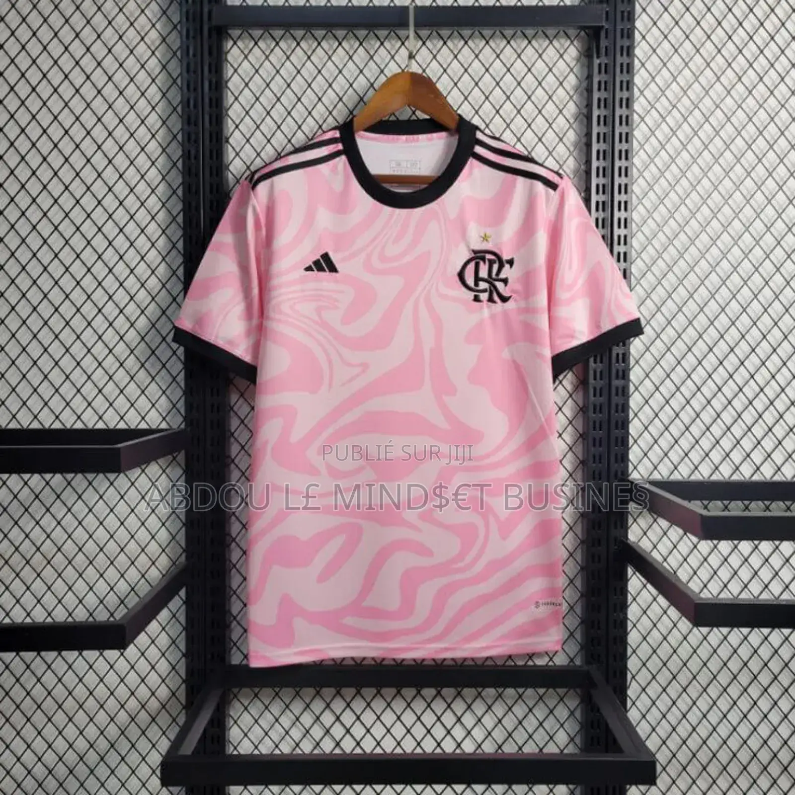 Maillots Flamingo Disponible